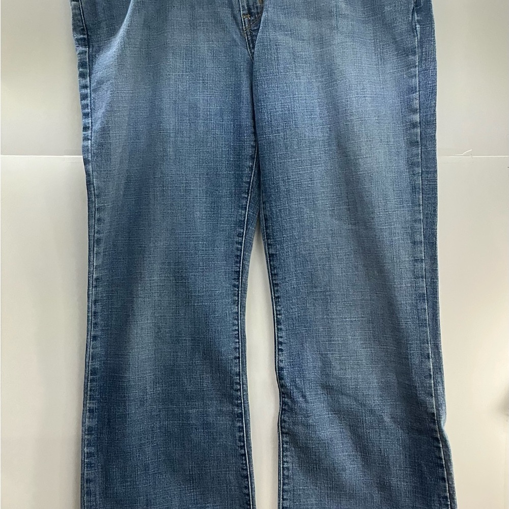 Women’s Levi’s Jeans